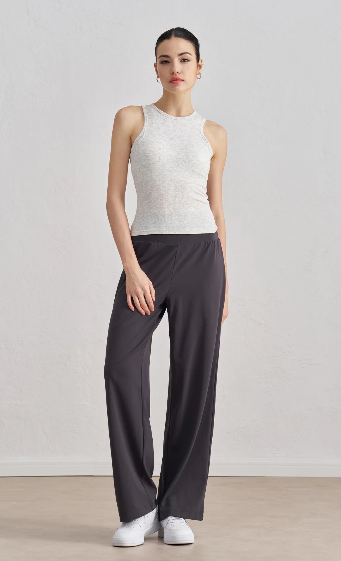 Solid Color Butter Cross Gym Yoga Underwear Women Cross Back Shoulder Straps Fitness Sport Bra High Impact Push Up Top With Pad